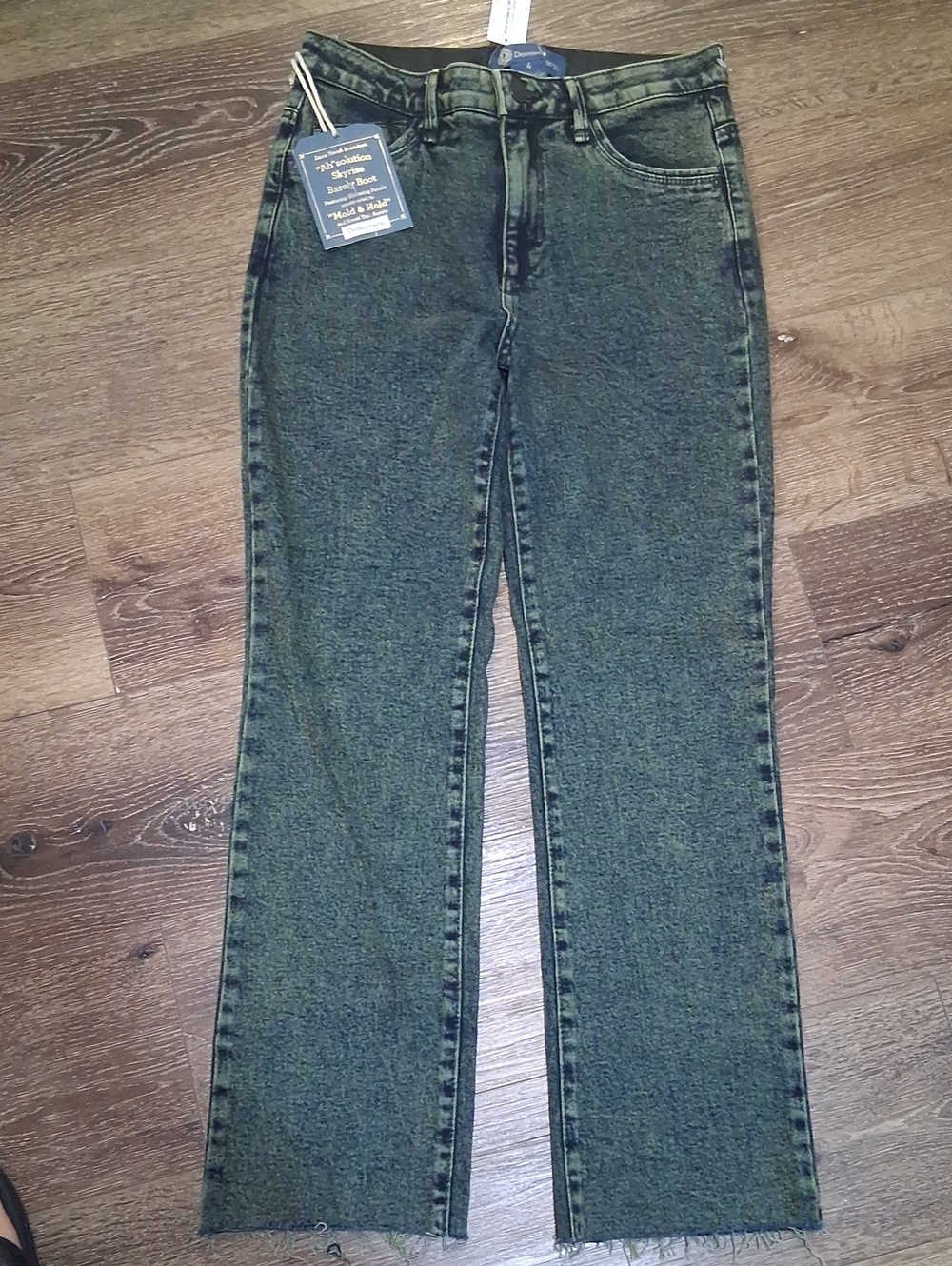 Democracy Ab Solution Skyrise Barely Boots Jeans Size 4 NWT